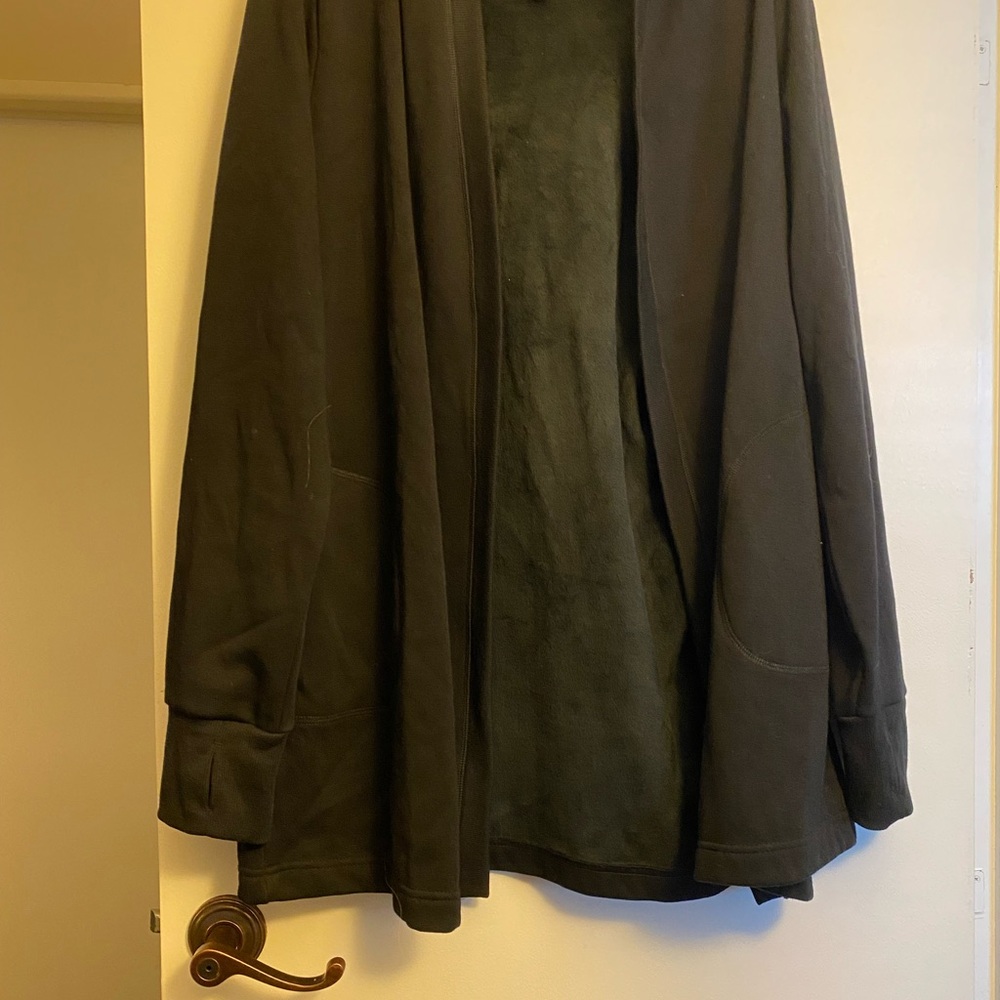 90 Degree By Reflex Black fleece Jacket. In perfect condition.